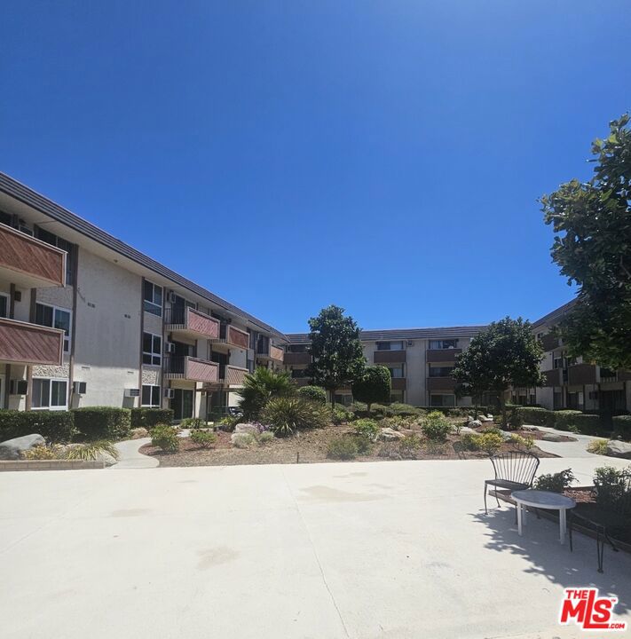 5585 E Pacific Coast Highway 260