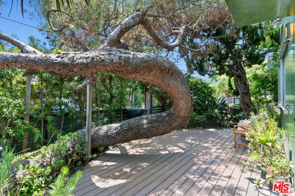 Venice, California 90291, United States, 2 Bedrooms Bedrooms, ,3 BathroomsBathrooms,Residential,Active,152350