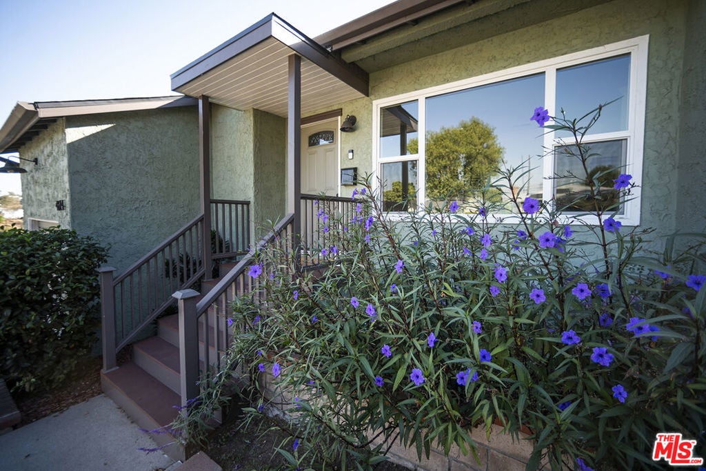 4614 Edelle Place