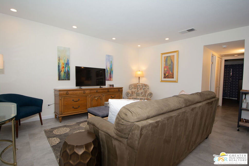 365 N Saturmino Drive 5