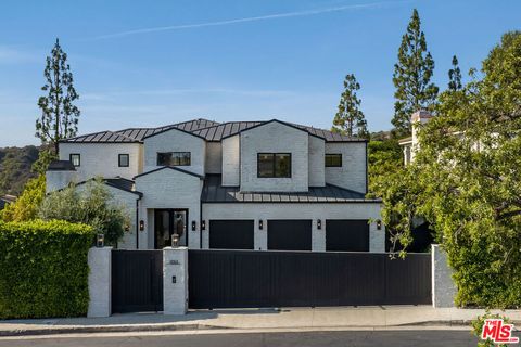 11753 Wetherby Lane Los Angeles CA 90077