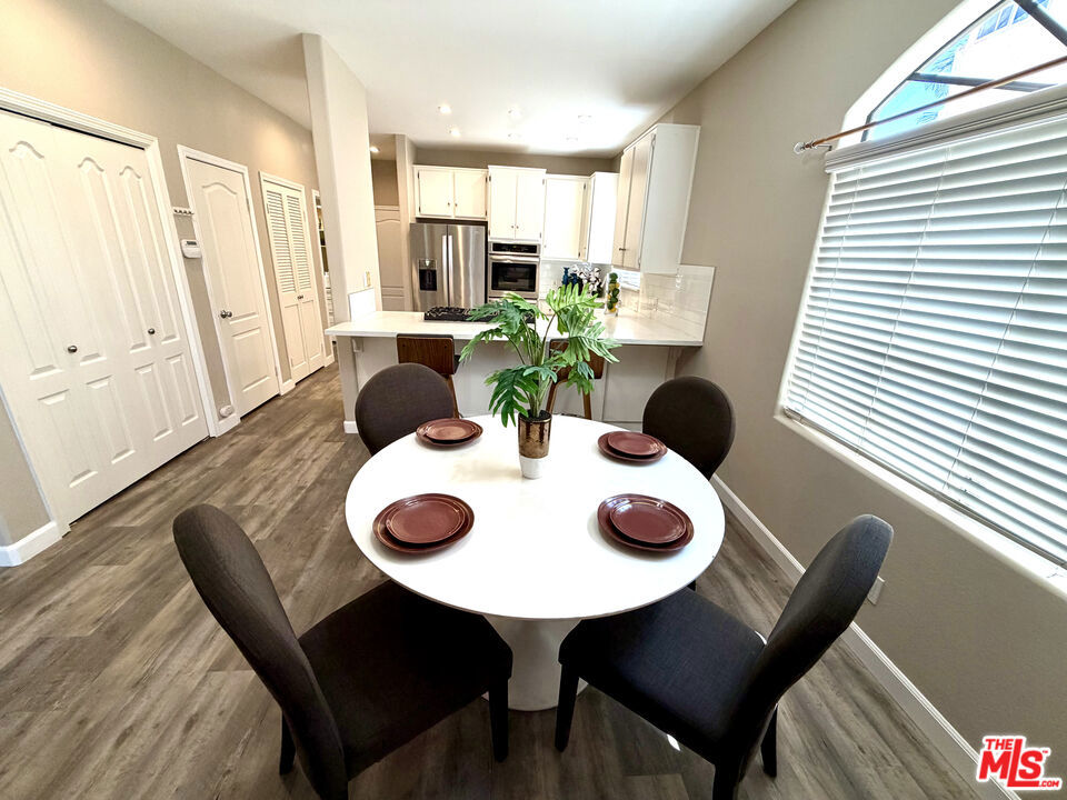 1403 W Santa Cruz Street
