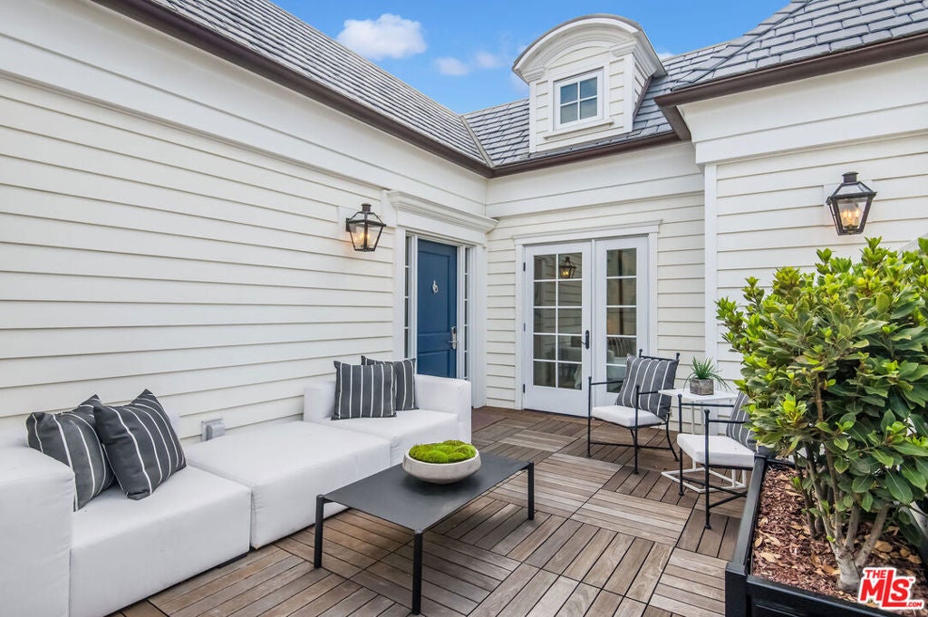 15225 Palisades Village Lane 205