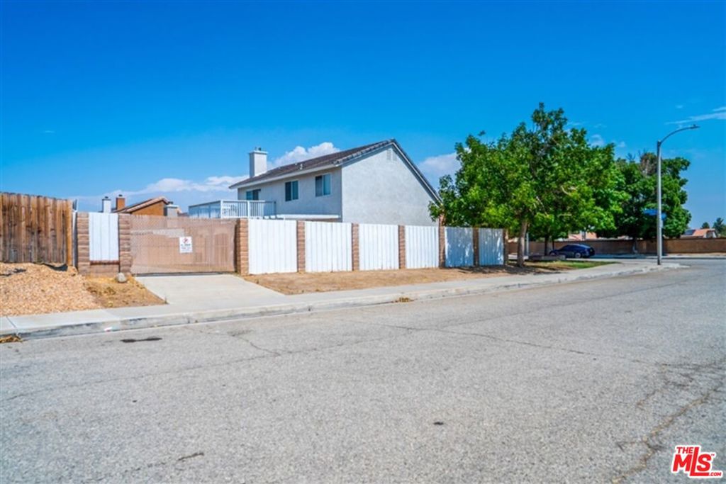 37411 Sheffield Drive