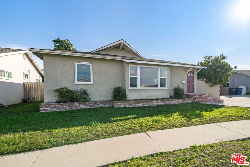 1150 Levinson Street