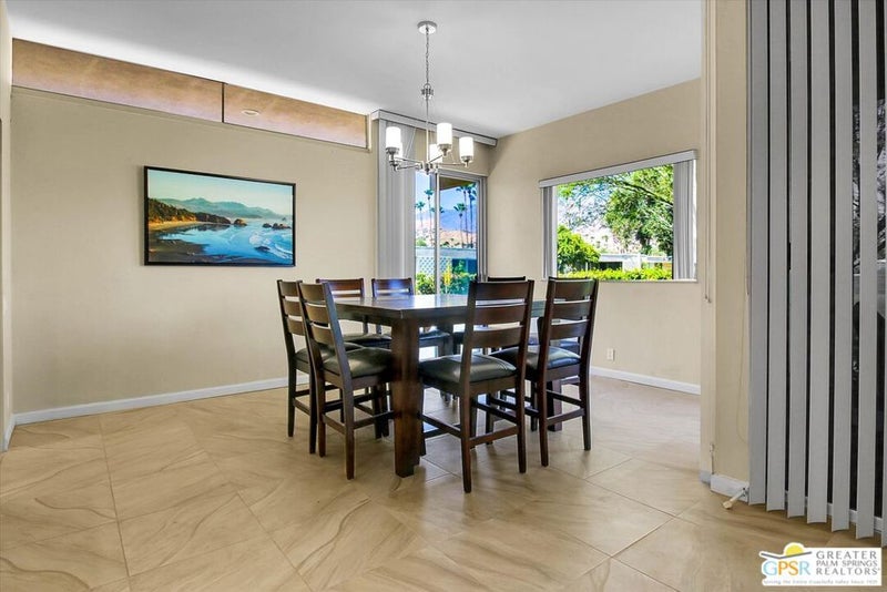 68 Lakeview Drive