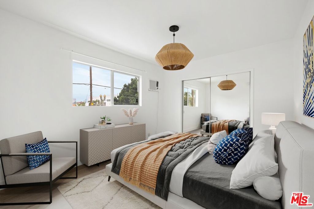 200 N Rampart Boulevard