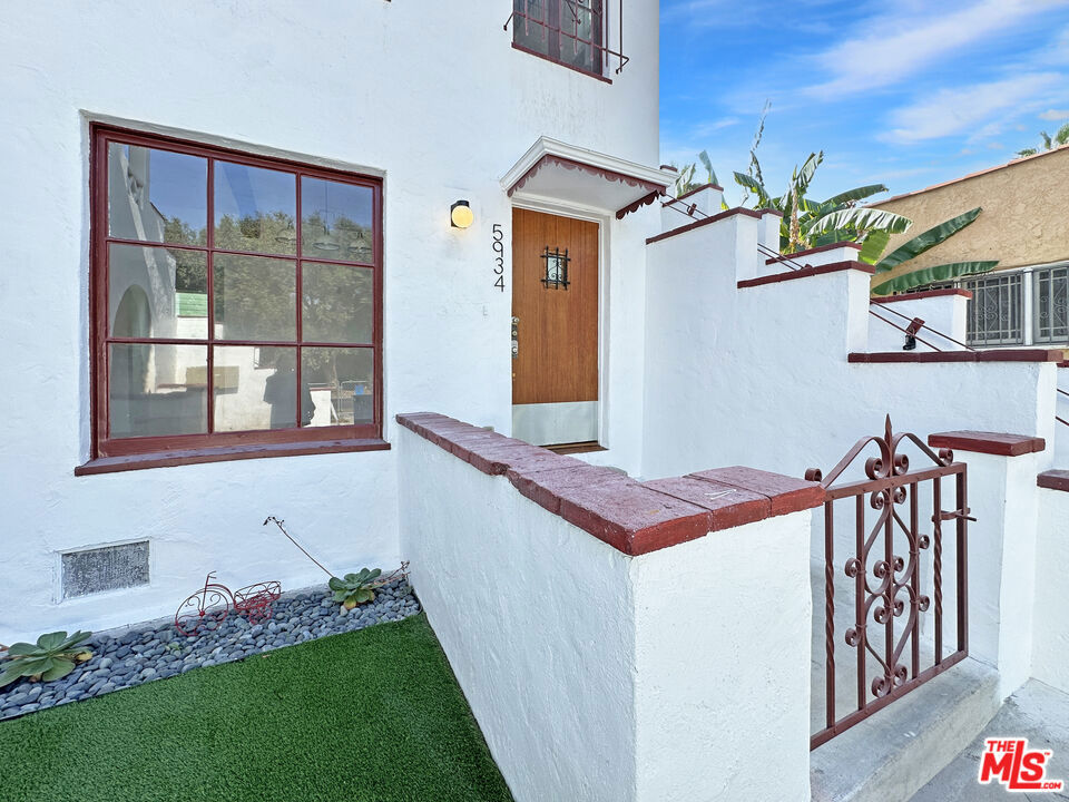 5930 Willoughby Avenue