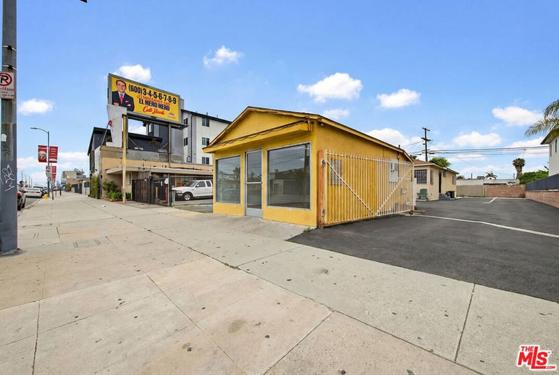 10025 S Western Avenue