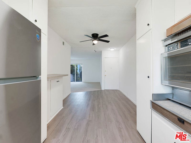 3166 S Sepulveda Boulevard 22