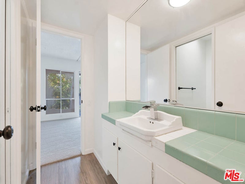 3166 S Sepulveda Boulevard 22