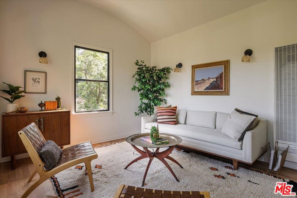 2258 Fair Oak View Terrace