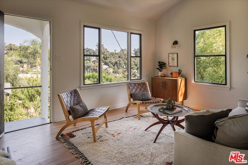 2258 Fair Oak View Terrace