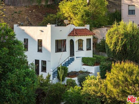 Photo of 2258 Fair Oak View Terrace, Los Angeles, CA 90039 (MLS # 26847459)