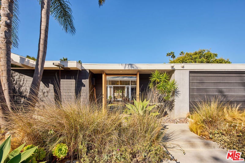 6259 Frondosa Drive