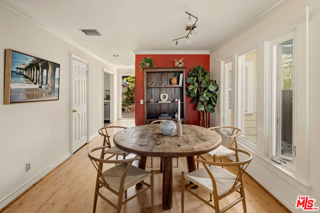 703 Boccaccio Avenue