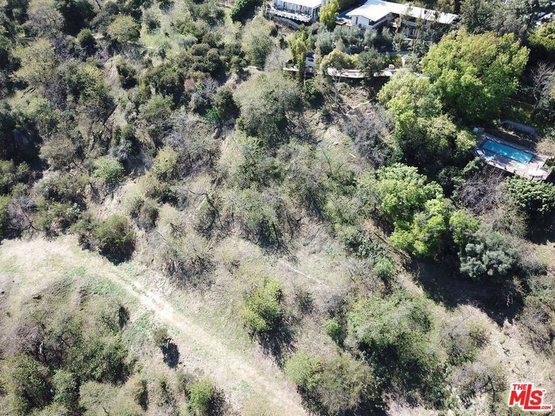 3895 N Hopevale Drive