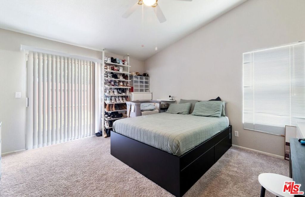 2156 Knollwood Court