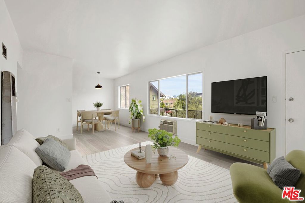 200 N Rampart Boulevard