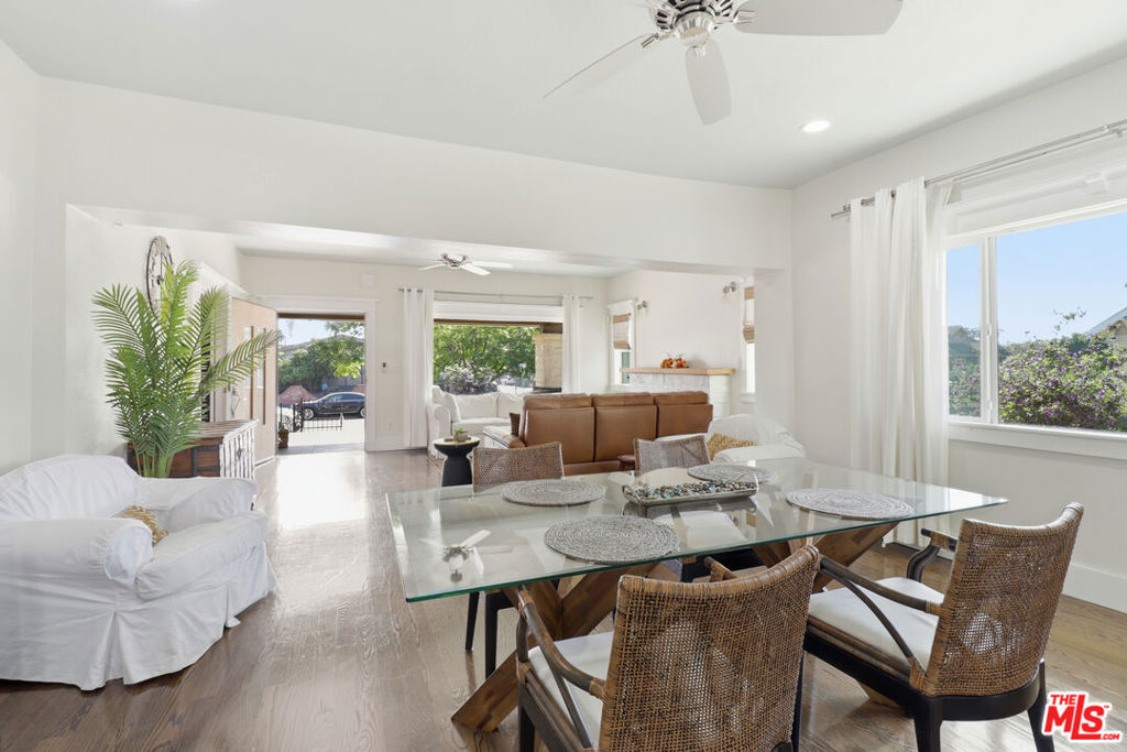 1459 W 47th Street