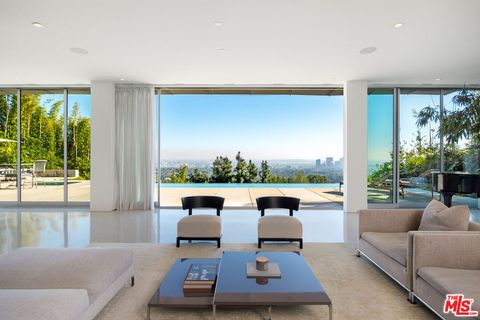 1290 Angelo Drive Beverly Hills CA 90210