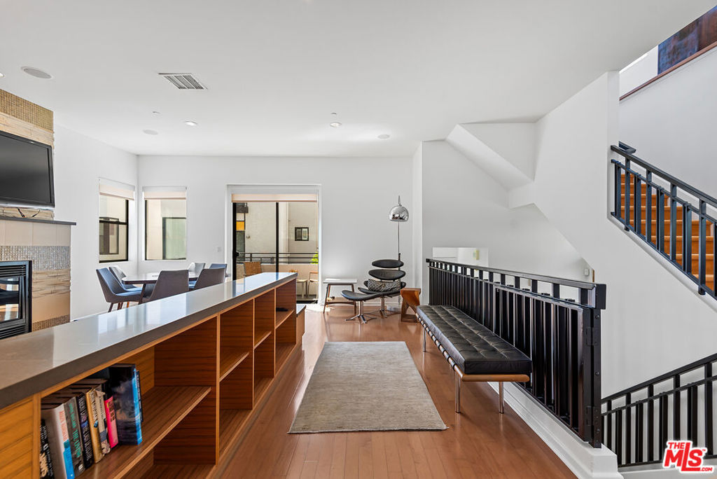 Properties 2 12936 Discovery