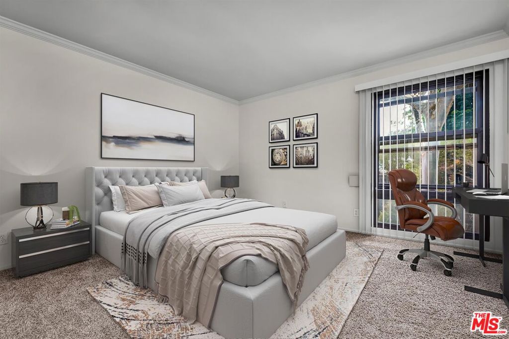 7740 Redlands Street M3075