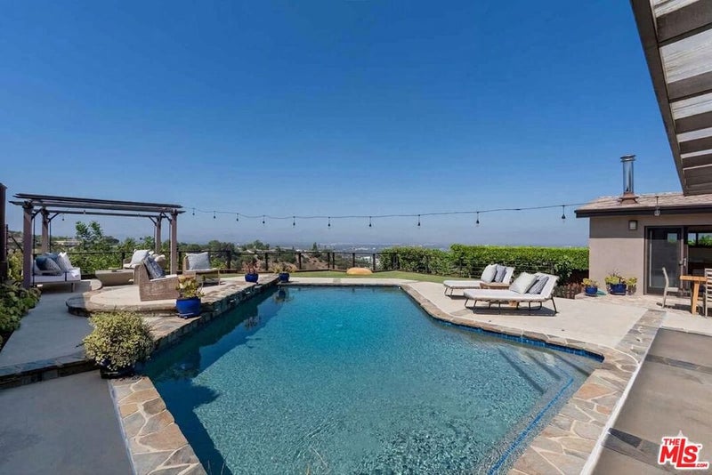 3711 Beverly Ridge Drive