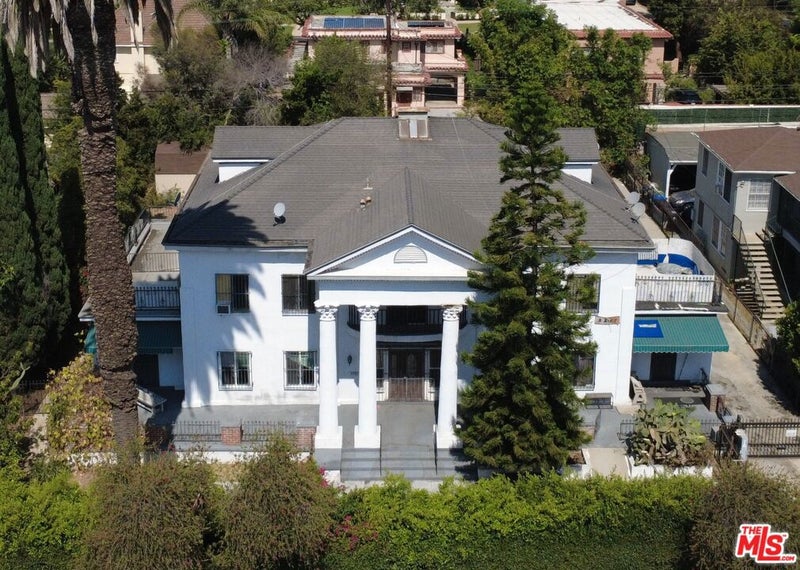 2241 Crenshaw Boulevard