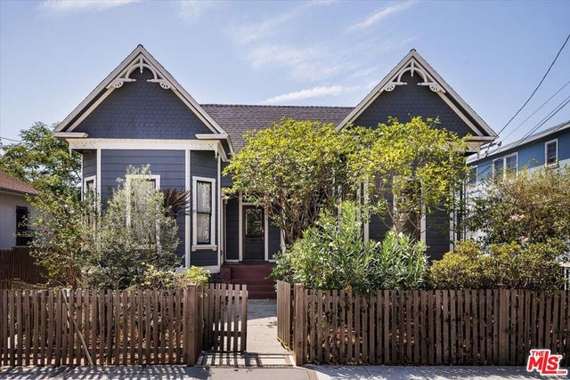 1334 Calumet Avenue, Los Angeles