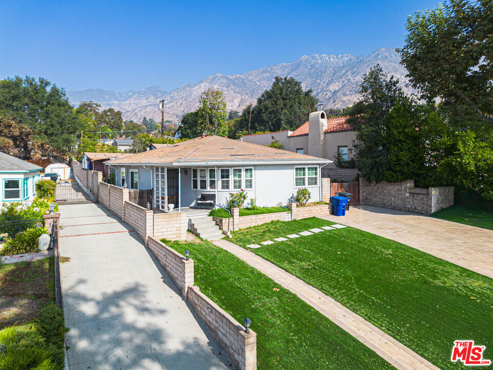 949 Dolores Drive
