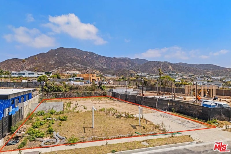 18439 Wakecrest Drive