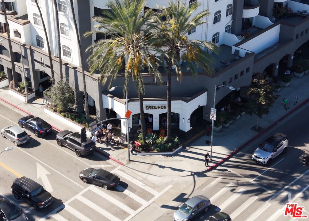 107 S Gardner Street