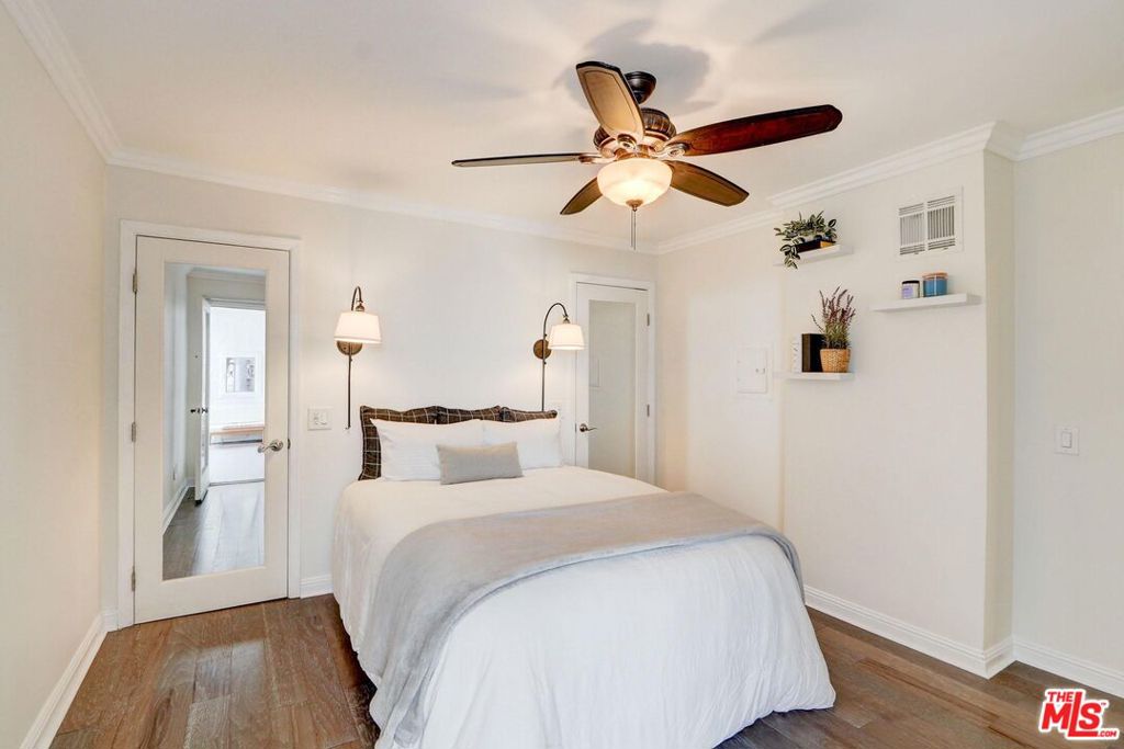 1515 S Beverly Drive 306