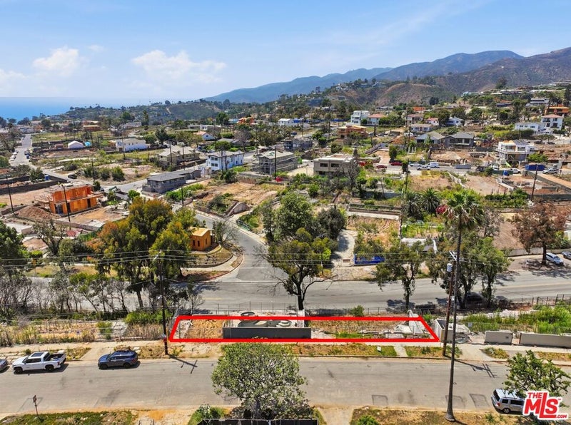 545 N Las Casas Avenue