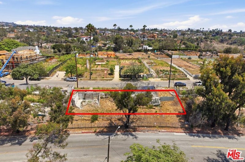 545 N Las Casas Avenue