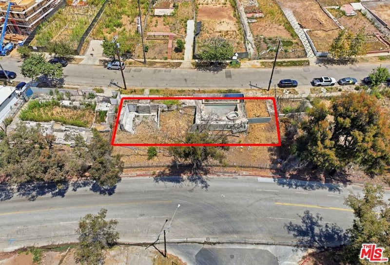 545 N Las Casas Avenue