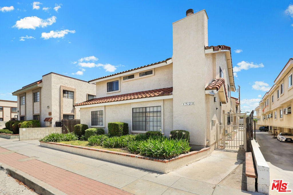Properties 3 1520 Abbot Avenue