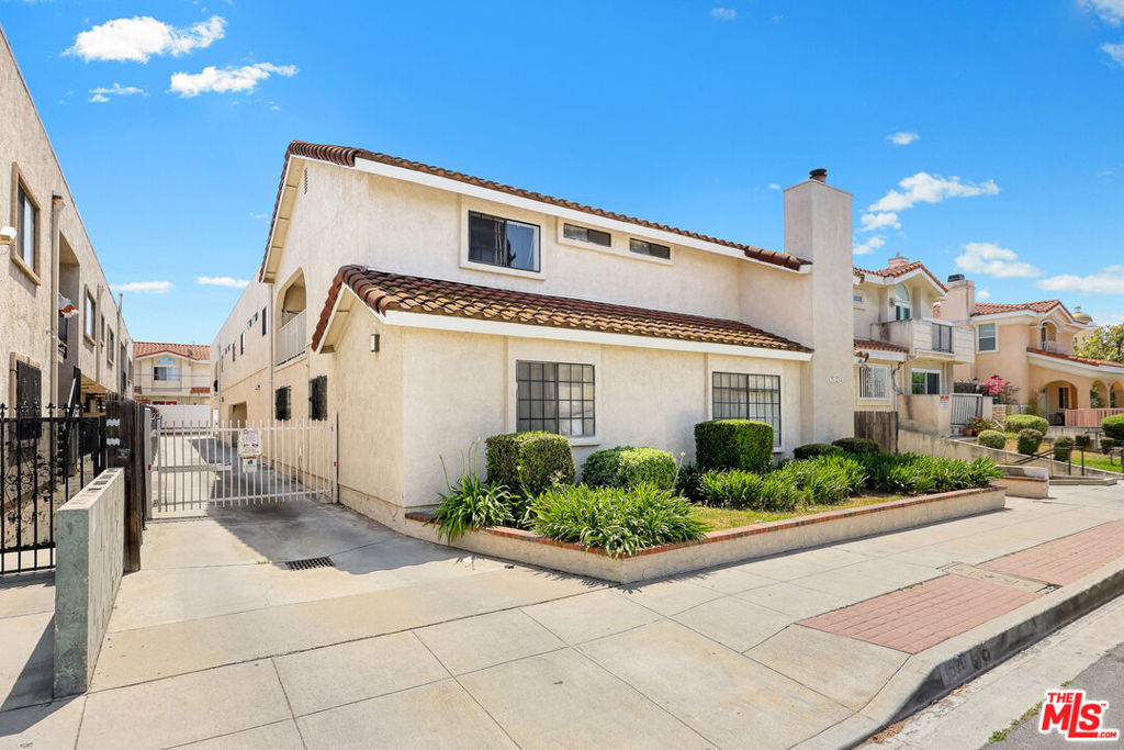 Properties 2 1520 Abbot Avenue
