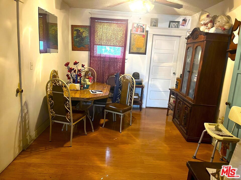 1765 W 37th Place