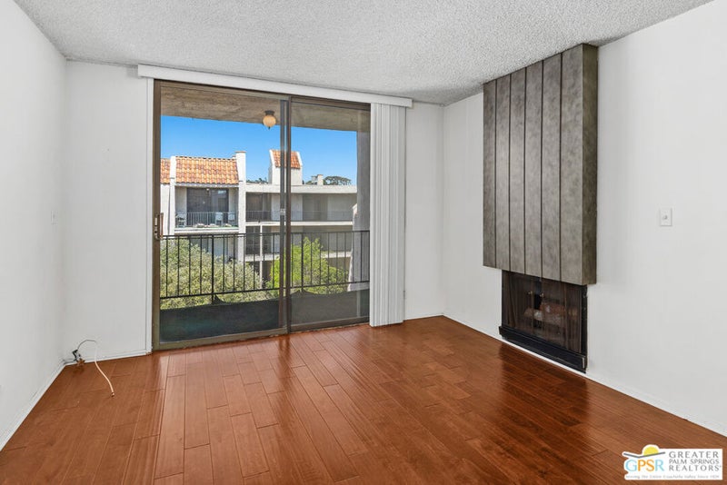 1401 Valley View Road 321