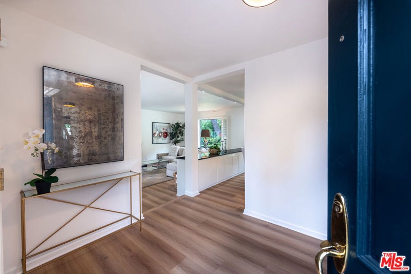 17066 Empanada Place