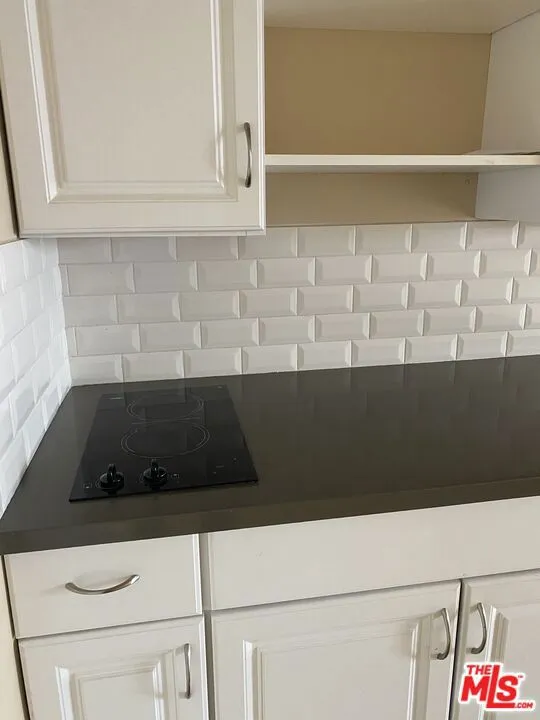 Los Angeles, California 90025, United States, ,1 BathroomBathrooms,Residential,Active,164029