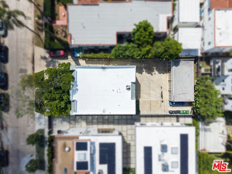 807 N June Street