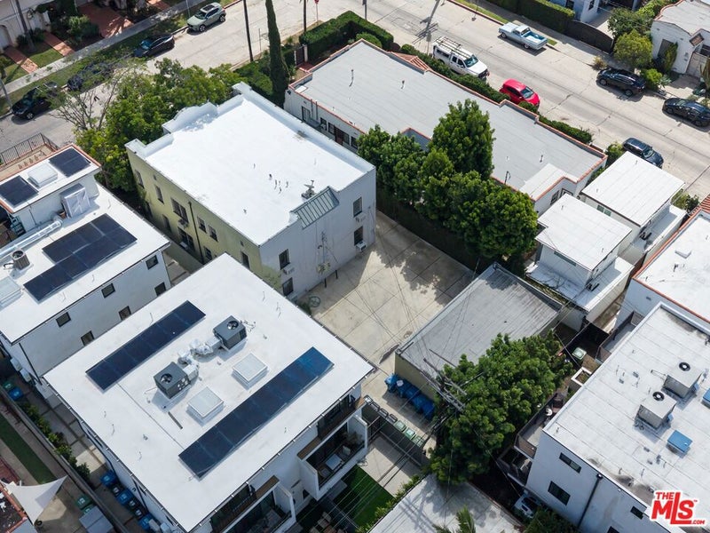 807 N June Street