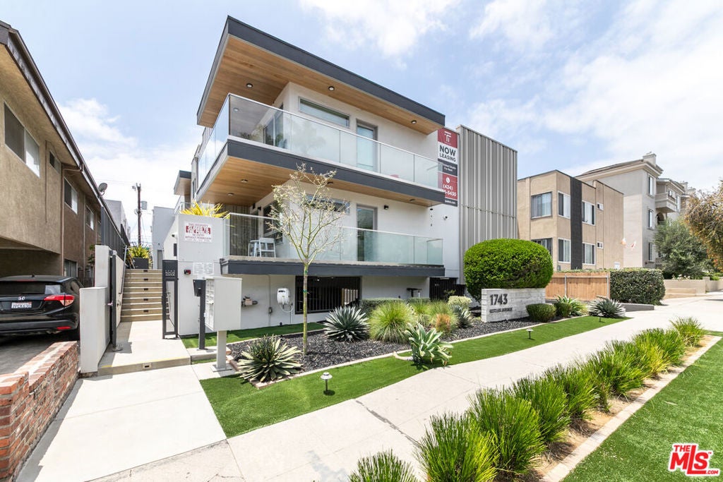 1743 Butler Avenue