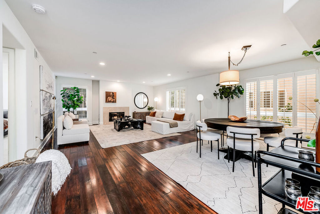 7249 Franklin Avenue 203