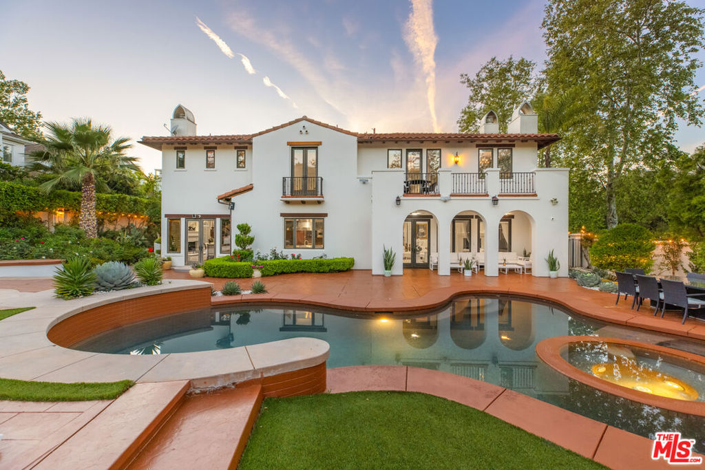 4030 Prado De La Mariposa