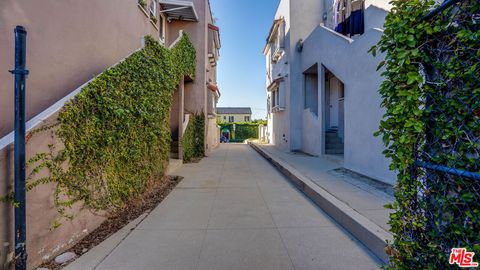 1306 S Longwood Avenue Los Angeles CA 90019