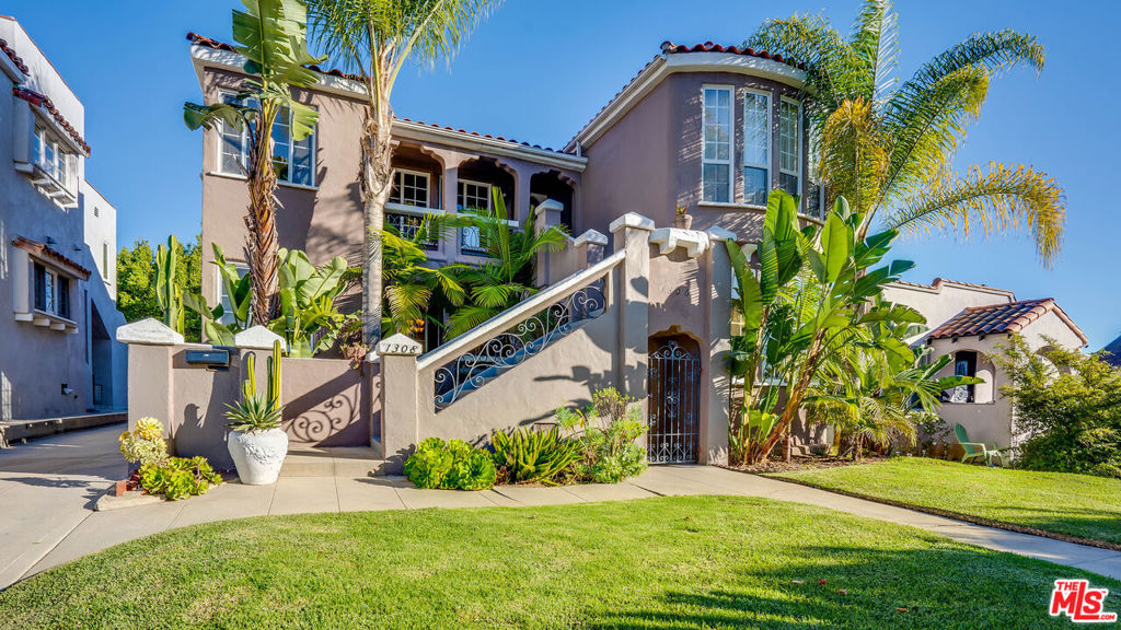 1306 S Longwood Avenue